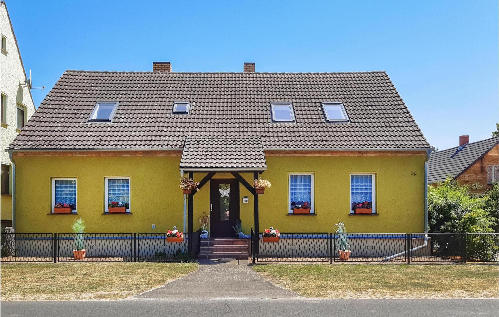 Nice Home In Neu Zauche Ot Caminche With Wifi Caminchen Esterno foto